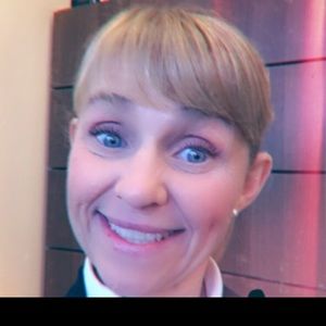 Meet your Posher, Rachelle